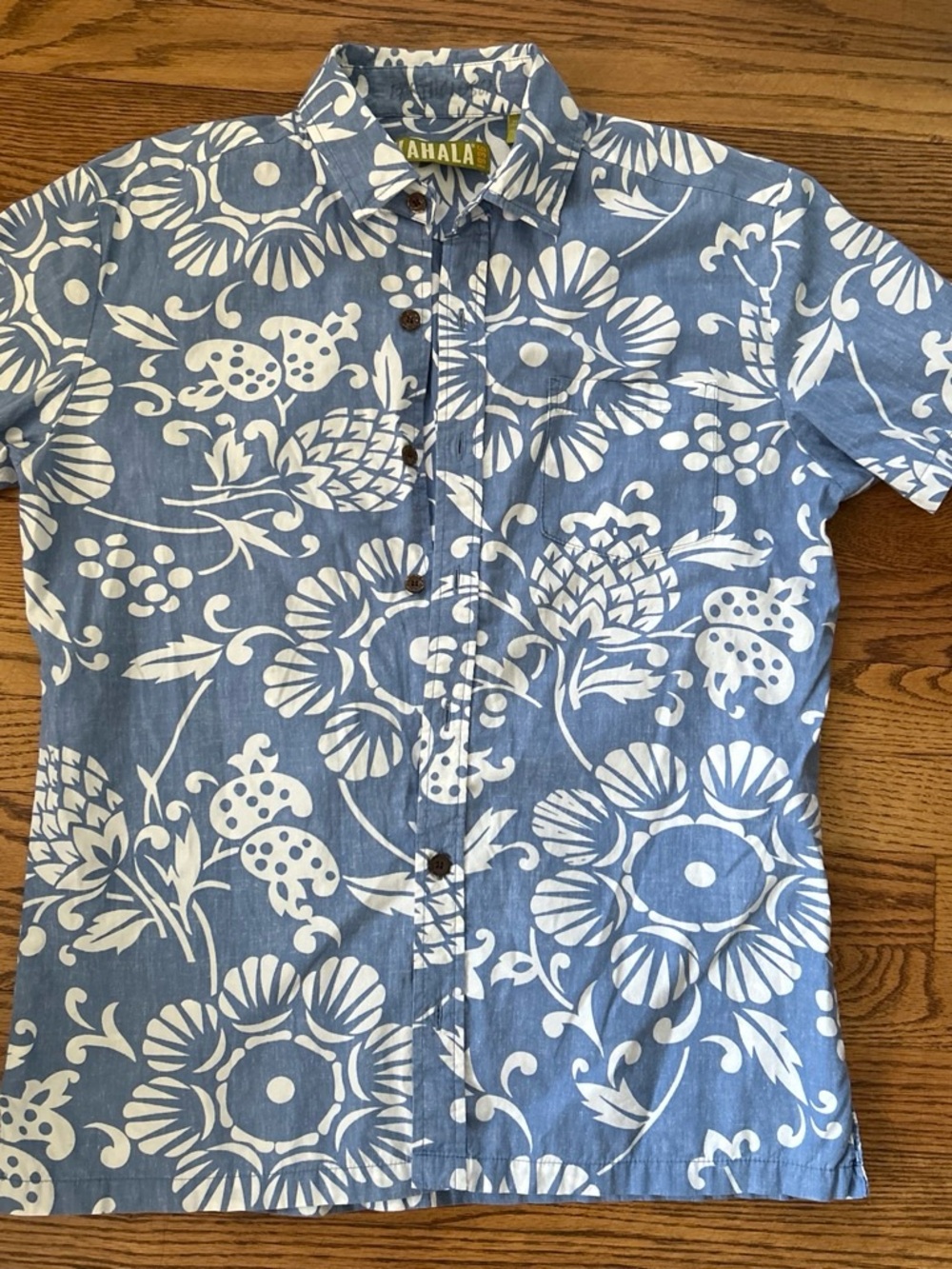 Ahala Blue Floral Short-Sleeve Button-Down Shirt by Ahala